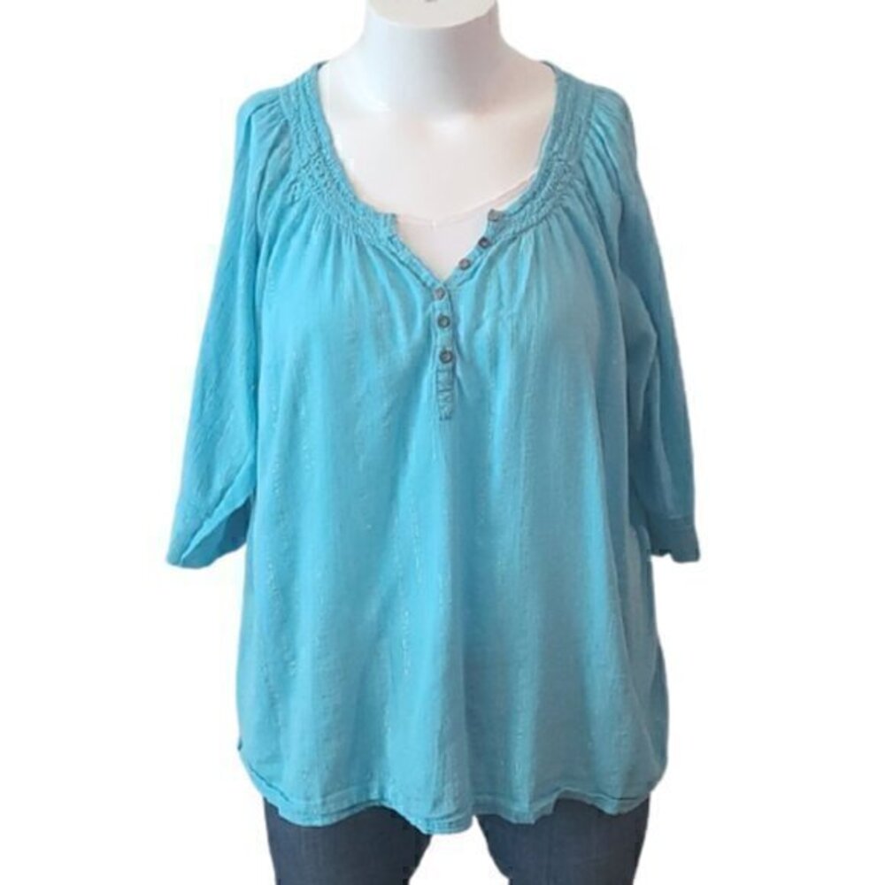 [Avenue] Blue with Gold Stripes Top - Size 22/24